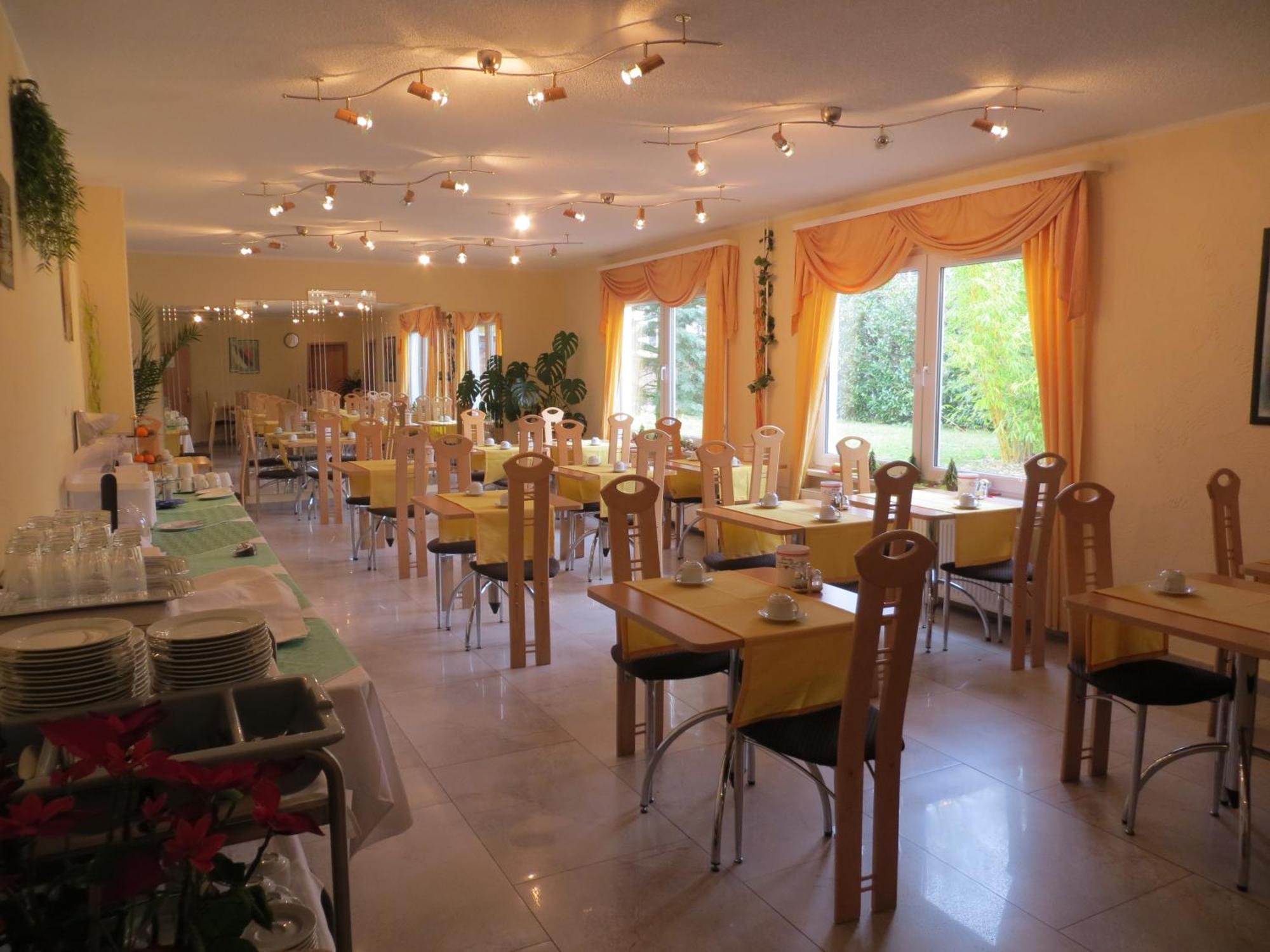 Hotel Merkur Garni Sarstedt Extérieur photo