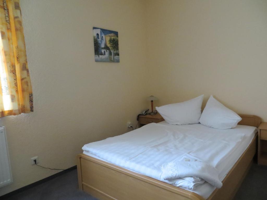 Hotel Merkur Garni Sarstedt Extérieur photo